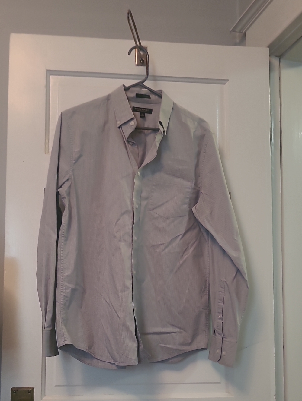 Banana Republic Men's Light Gray Pinstripe Tech Dress Shirt